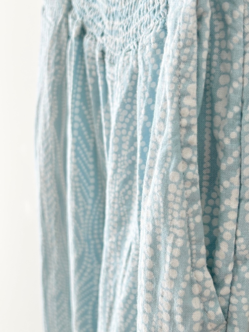Joie Linen Blend Wide Leg Smocked Waist Light Blue & White Pants - Picture 6 of 16